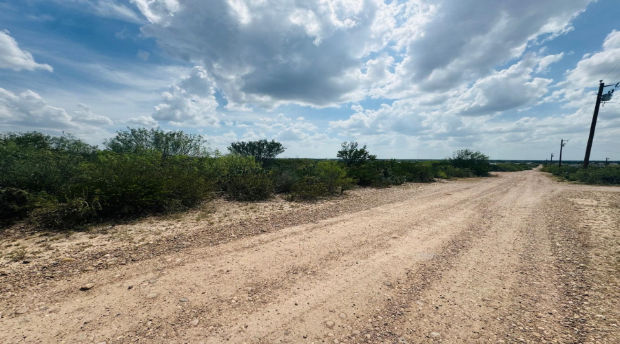 166 Camino Sierra Rd., Laredo, Texas 78043, ,Land,For Sale,166 Camino Sierra Rd.,20253094