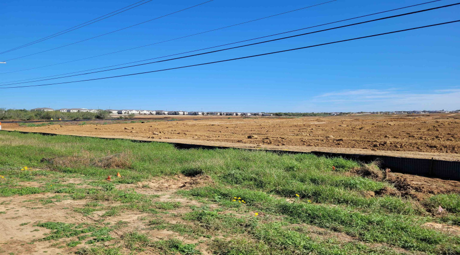 5391 U.S. Hwy 83 South, Laredo, Texas 78046, ,Land,For Sale,5391 U.S. Hwy 83 South,20250938