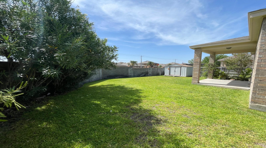 345 Sabal Loop, LAREDO, Texas 78045, 4 Bedrooms Bedrooms, 5 Rooms Rooms,2 BathroomsBathrooms,Residential,For Sale,345 Sabal Loop,20253199