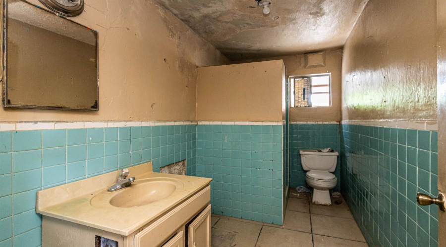 513 Vidaurri Ave, LAREDO, Texas 78040, 2 Bedrooms Bedrooms, 5 Rooms Rooms,1 BathroomBathrooms,Residential,For Rent,513 Vidaurri Ave,20253222 513 Vidaurri Ave, LAREDO, Texas 78040, 2 Bedrooms Bedrooms, 5 Rooms Rooms,1 BathroomBathrooms,Residential,For Rent,513 Vidaurri Ave,20253222