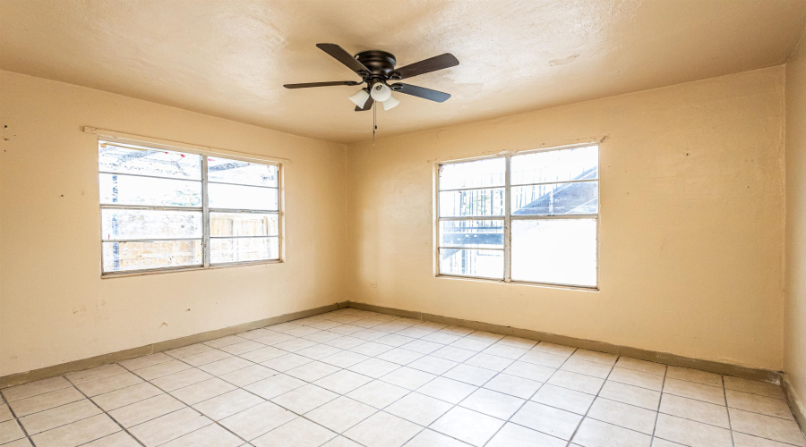 513 Vidaurri Ave, LAREDO, Texas 78040, 2 Bedrooms Bedrooms, 5 Rooms Rooms,1 BathroomBathrooms,Residential,For Rent,513 Vidaurri Ave,20253222 513 Vidaurri Ave, LAREDO, Texas 78040, 2 Bedrooms Bedrooms, 5 Rooms Rooms,1 BathroomBathrooms,Residential,For Rent,513 Vidaurri Ave,20253222