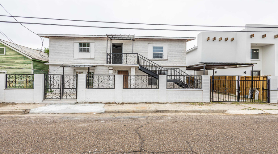 513 Vidaurri Ave, LAREDO, Texas 78040, 2 Bedrooms Bedrooms, 5 Rooms Rooms,1 BathroomBathrooms,Residential,For Rent,513 Vidaurri Ave,20253222 513 Vidaurri Ave, LAREDO, Texas 78040, 2 Bedrooms Bedrooms, 5 Rooms Rooms,1 BathroomBathrooms,Residential,For Rent,513 Vidaurri Ave,20253222