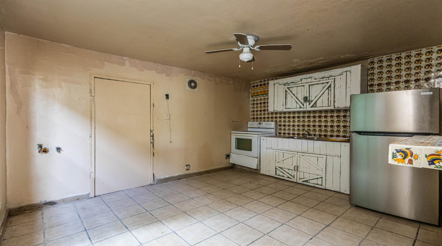 513 Vidaurri Ave, LAREDO, Texas 78040, 2 Bedrooms Bedrooms, 5 Rooms Rooms,1 BathroomBathrooms,Residential,For Rent,513 Vidaurri Ave,20253222 513 Vidaurri Ave, LAREDO, Texas 78040, 2 Bedrooms Bedrooms, 5 Rooms Rooms,1 BathroomBathrooms,Residential,For Rent,513 Vidaurri Ave,20253222