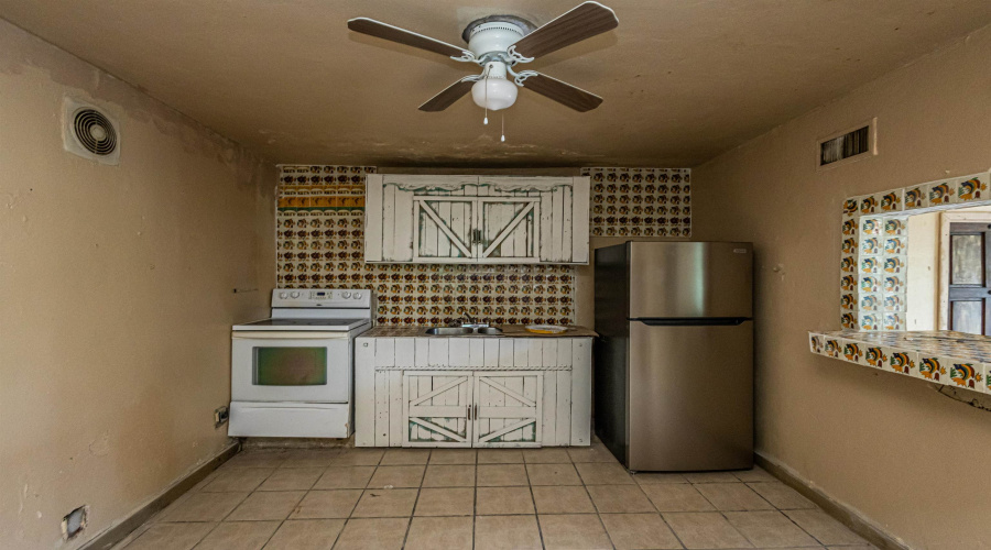 513 Vidaurri Ave, LAREDO, Texas 78040, 2 Bedrooms Bedrooms, 5 Rooms Rooms,1 BathroomBathrooms,Residential,For Rent,513 Vidaurri Ave,20253222 513 Vidaurri Ave, LAREDO, Texas 78040, 2 Bedrooms Bedrooms, 5 Rooms Rooms,1 BathroomBathrooms,Residential,For Rent,513 Vidaurri Ave,20253222