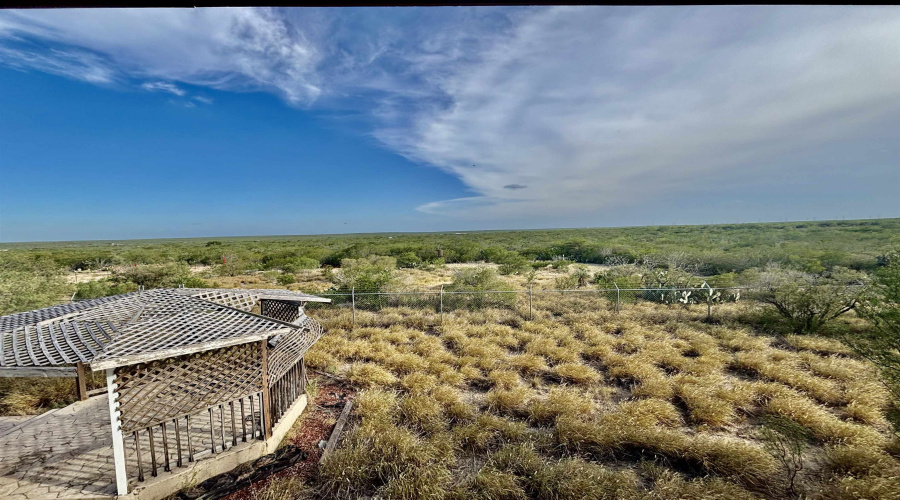 1061 Sal si Puedes, Laredo, Texas 78041, ,Land,For Sale,1061 Sal si Puedes,20253225