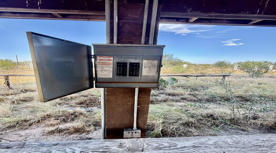 1061 Sal si Puedes, Laredo, Texas 78041, ,Land,For Sale,1061 Sal si Puedes,20253225