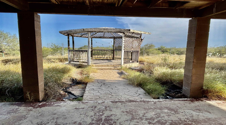 1061 Sal si Puedes, Laredo, Texas 78041, ,Land,For Sale,1061 Sal si Puedes,20253225