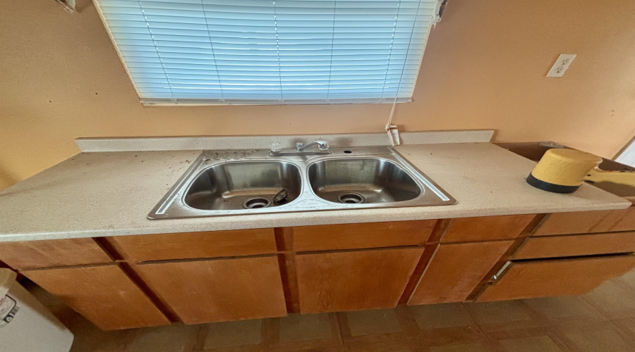 1061 Sal si Puedes, Laredo, Texas 78041, ,Land,For Sale,1061 Sal si Puedes,20253225