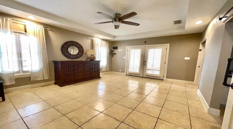 601 Marsh Ln, LAREDO, Texas 78045, 3 Bedrooms Bedrooms, 7 Rooms Rooms,4 BathroomsBathrooms,Residential,For Sale,601 Marsh Ln,20253232