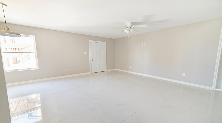 315 Dorel Dr, LAREDO, Texas 78043, 3 Bedrooms Bedrooms, 4 Rooms Rooms,1 BathroomBathrooms,Residential,For Rent,315 Dorel Dr,20253239