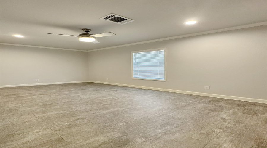 4410 Black Buck Ave, Laredo, Texas 78045, 3 Bedrooms Bedrooms, 4 Rooms Rooms,2 BathroomsBathrooms,Residential,For Rent,4410 Black Buck Ave,20253242
