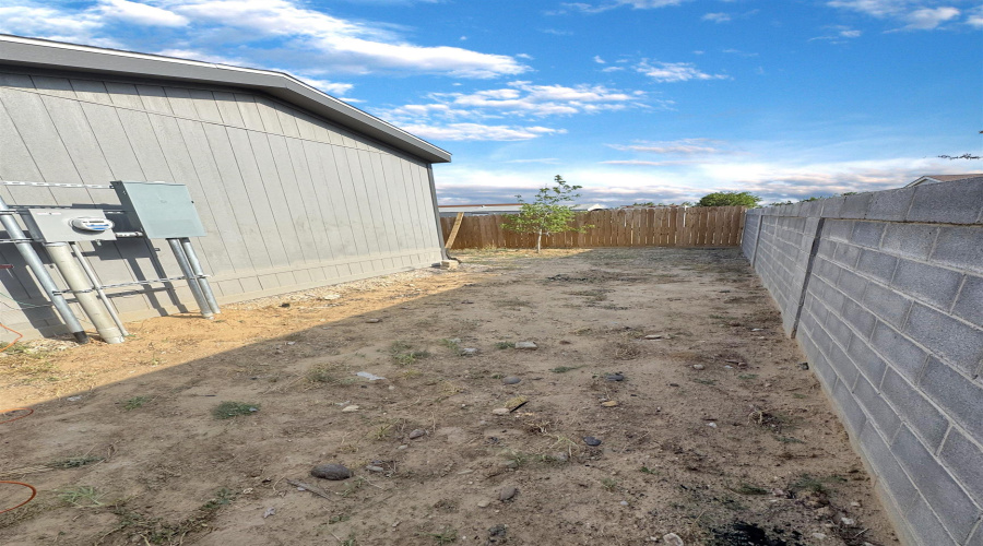 4410 Black Buck Ave, Laredo, Texas 78045, 3 Bedrooms Bedrooms, 4 Rooms Rooms,2 BathroomsBathrooms,Residential,For Rent,4410 Black Buck Ave,20253242