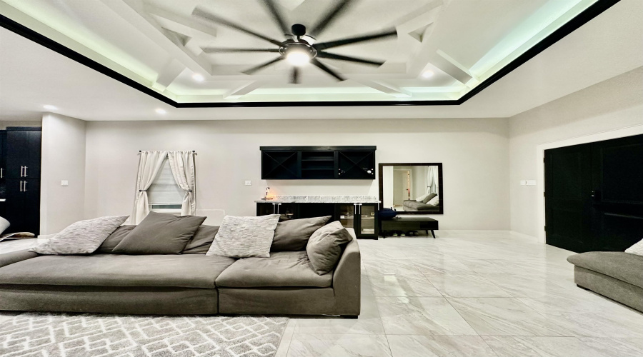 1611 Calvillo Dr., Laredo, Texas 78046, 3 Bedrooms Bedrooms, 6 Rooms Rooms,2 BathroomsBathrooms,Residential,For Sale,1611 Calvillo Dr.,20253253