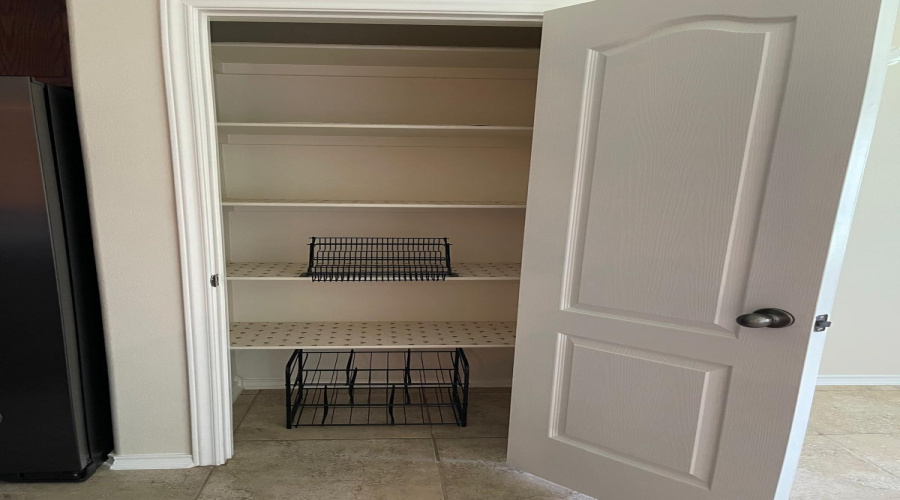 3110 Conde Dr., LAREDO, Texas 78045, 3 Bedrooms Bedrooms, 5 Rooms Rooms,2 BathroomsBathrooms,Residential,For Rent,3110 Conde Dr.,20253255