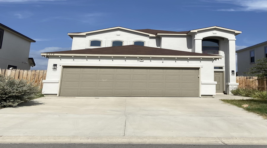 9975 Rosary, Laredo, Texas 78045, 3 Bedrooms Bedrooms, 3 Rooms Rooms,2 BathroomsBathrooms,Residential,For Sale,9975 Rosary,20253272