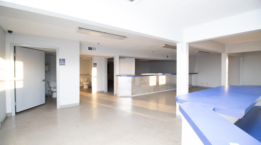 13505 Regional Dr, Laredo, Texas 78045, 1 Bedroom Bedrooms, 6 Rooms Rooms,4 BathroomsBathrooms,Commercial/industrial,For Rent,13505 Regional Dr,20253278