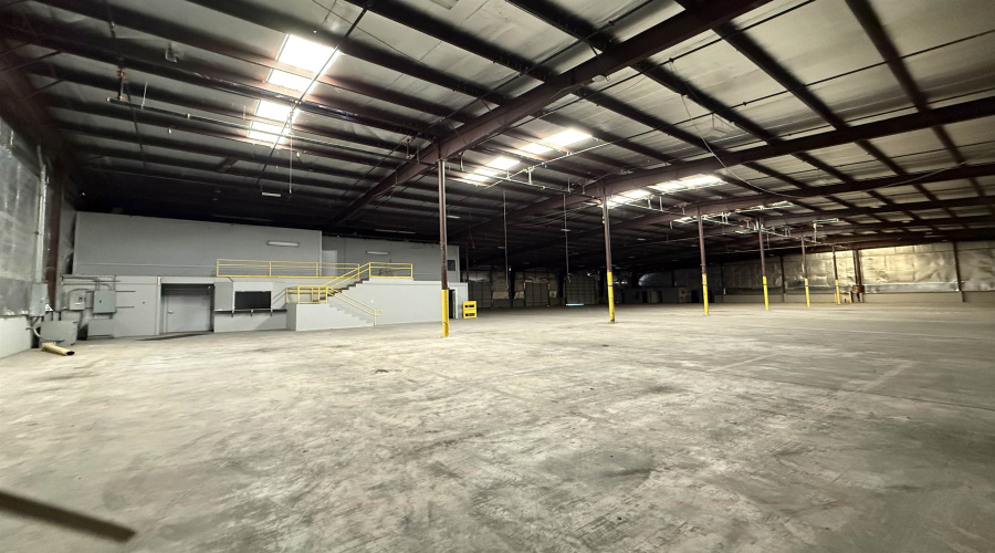 13505 Regional Dr, Laredo, Texas 78045, 1 Bedroom Bedrooms, 6 Rooms Rooms,4 BathroomsBathrooms,Commercial/industrial,For Rent,13505 Regional Dr,20253278
