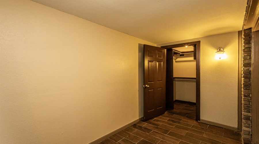 201 E Del Mar Blvd, Laredo, Texas 78041, 2 Bedrooms Bedrooms, 5 Rooms Rooms,2 BathroomsBathrooms,Residential,For Sale,201 E Del Mar Blvd,20252414