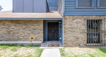 201 E Del Mar Blvd, Laredo, Texas 78041, 2 Bedrooms Bedrooms, 5 Rooms Rooms,2 BathroomsBathrooms,Residential,For Sale,201 E Del Mar Blvd,20252414