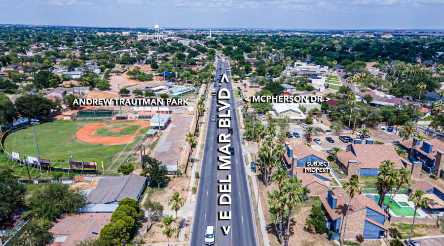 201 E Del Mar Blvd, Laredo, Texas 78041, 2 Bedrooms Bedrooms, 5 Rooms Rooms,2 BathroomsBathrooms,Residential,For Sale,201 E Del Mar Blvd,20252414