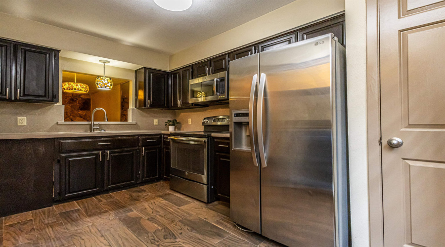 201 E Del Mar Blvd, Laredo, Texas 78041, 2 Bedrooms Bedrooms, 5 Rooms Rooms,2 BathroomsBathrooms,Residential,For Sale,201 E Del Mar Blvd,20252414