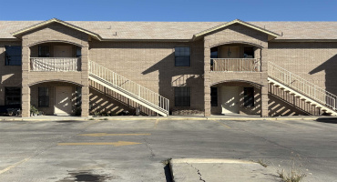 4419 Springfield Ave, Laredo, Texas 78041, 1 Bedroom Bedrooms, 2 Rooms Rooms,1 BathroomBathrooms,Residential,For Rent,4419 Springfield Ave,20253284