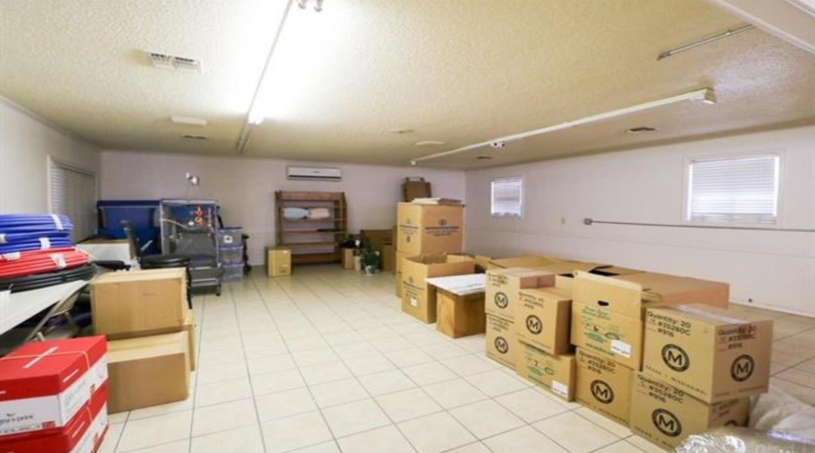 306 TX State Hwy 16, Zapata, Texas 78076, 6 Bedrooms Bedrooms, ,2 BathroomsBathrooms,Commercial/industrial,For Sale,306 TX State Hwy 16,20243651