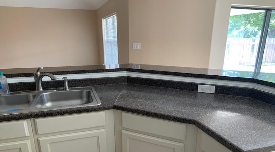 405 Cinnamon Teal Lp, Laredo, Texas 78045, 2 Bedrooms Bedrooms, 4 Rooms Rooms,2 BathroomsBathrooms,Residential,For Rent,405 Cinnamon Teal Lp,20253296