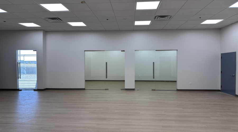 19926 Kraus Lp., Laredo, Texas 78045, 1 Bedroom Bedrooms, 51 Rooms Rooms,4 BathroomsBathrooms,Commercial/industrial,For Sale,19926 Kraus Lp.,20253308