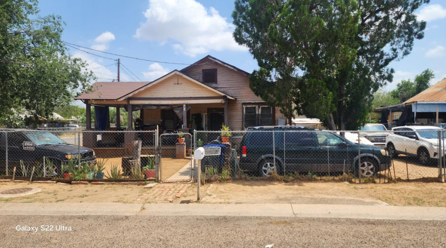 1619 Guatemozin St, Laredo, Texas 78043, ,Multi-family,For Sale,1619 Guatemozin St,20253313