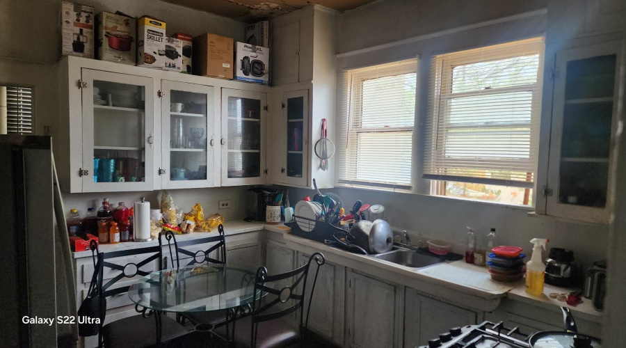 1619 Guatemozin St, Laredo, Texas 78043, ,Multi-family,For Sale,1619 Guatemozin St,20253313