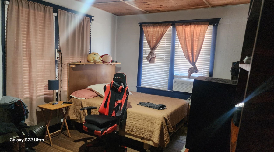 1619 Guatemozin St, Laredo, Texas 78043, ,Multi-family,For Sale,1619 Guatemozin St,20253313