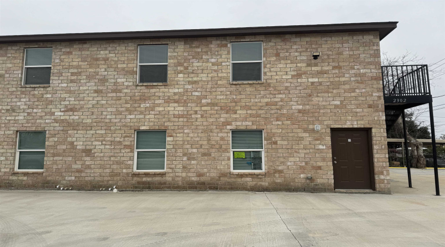2302 Rosario St, Laredo, Texas 78043, 2 Bedrooms Bedrooms, 4 Rooms Rooms,1 BathroomBathrooms,Residential,For Rent,2302 Rosario St,20253317