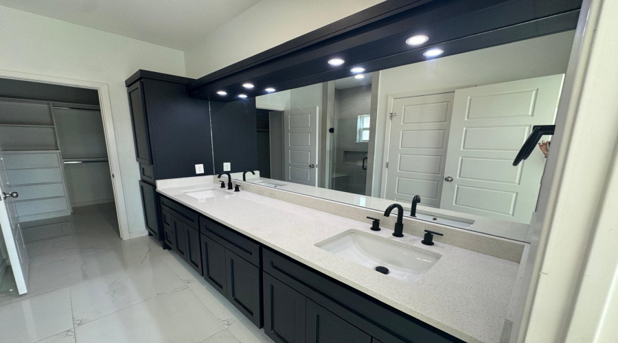 1504 Ocaso Dr., LAREDO, Texas 78045, 3 Bedrooms Bedrooms, 6 Rooms Rooms,2 BathroomsBathrooms,Residential,For Rent,1504 Ocaso Dr.,20253326 1504 Ocaso Dr., LAREDO, Texas 78045, 3 Bedrooms Bedrooms, 6 Rooms Rooms,2 BathroomsBathrooms,Residential,For Rent,1504 Ocaso Dr.,20253326