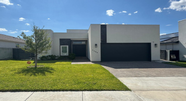 1504 Ocaso Dr., LAREDO, Texas 78045, 3 Bedrooms Bedrooms, 6 Rooms Rooms,2 BathroomsBathrooms,Residential,For Rent,1504 Ocaso Dr.,20253326 1504 Ocaso Dr., LAREDO, Texas 78045, 3 Bedrooms Bedrooms, 6 Rooms Rooms,2 BathroomsBathrooms,Residential,For Rent,1504 Ocaso Dr.,20253326