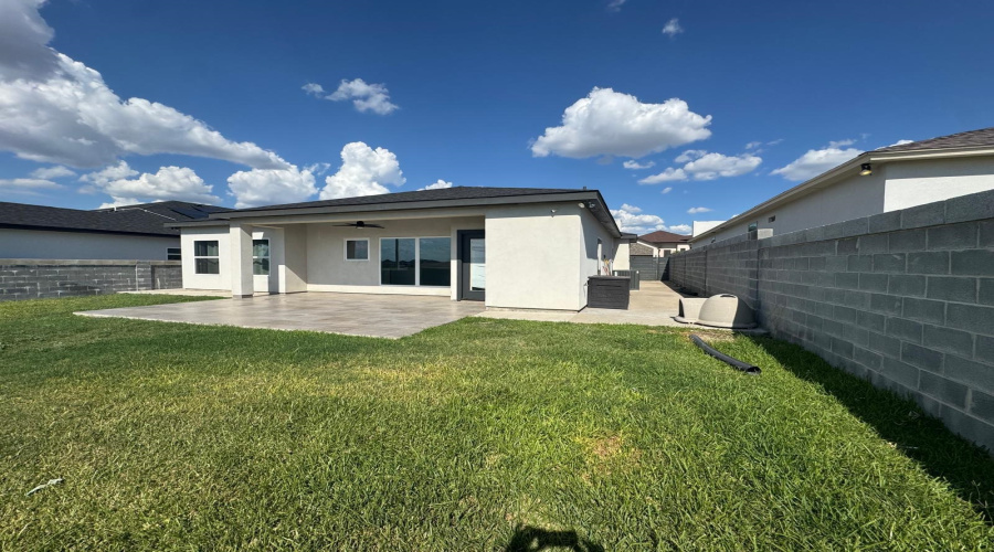 1504 Ocaso Dr., LAREDO, Texas 78045, 3 Bedrooms Bedrooms, 6 Rooms Rooms,2 BathroomsBathrooms,Residential,For Rent,1504 Ocaso Dr.,20253326 1504 Ocaso Dr., LAREDO, Texas 78045, 3 Bedrooms Bedrooms, 6 Rooms Rooms,2 BathroomsBathrooms,Residential,For Rent,1504 Ocaso Dr.,20253326