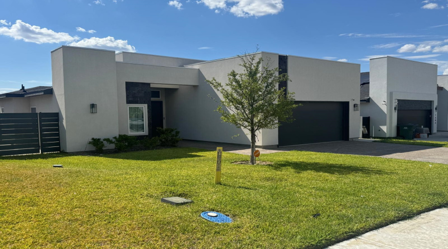 1504 Ocaso Dr., LAREDO, Texas 78045, 3 Bedrooms Bedrooms, 6 Rooms Rooms,2 BathroomsBathrooms,Residential,For Rent,1504 Ocaso Dr.,20253326 1504 Ocaso Dr., LAREDO, Texas 78045, 3 Bedrooms Bedrooms, 6 Rooms Rooms,2 BathroomsBathrooms,Residential,For Rent,1504 Ocaso Dr.,20253326