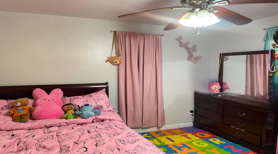 1617 Burnside St, Laredo, Texas 78040, ,Multi-family,For Sale,1617 Burnside St,20253362