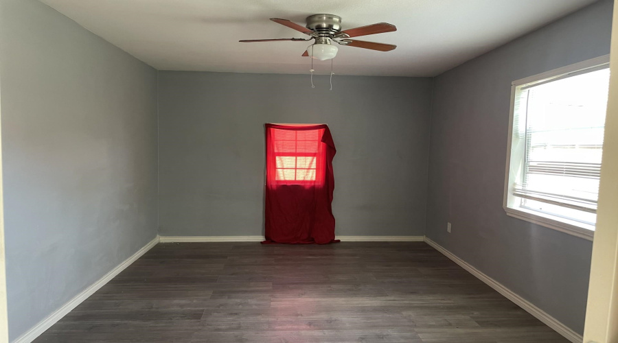 1617 Burnside St, Laredo, Texas 78040, ,Multi-family,For Sale,1617 Burnside St,20253362