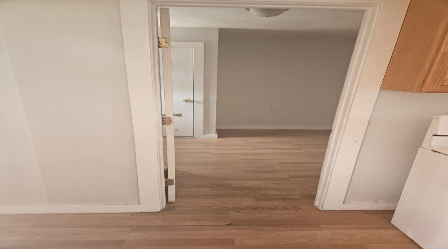 1617 Burnside St, Laredo, Texas 78040, ,Multi-family,For Sale,1617 Burnside St,20253362