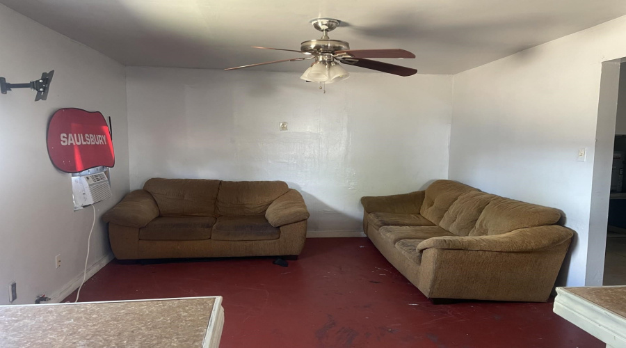 1617 Burnside St, Laredo, Texas 78040, ,Multi-family,For Sale,1617 Burnside St,20253362