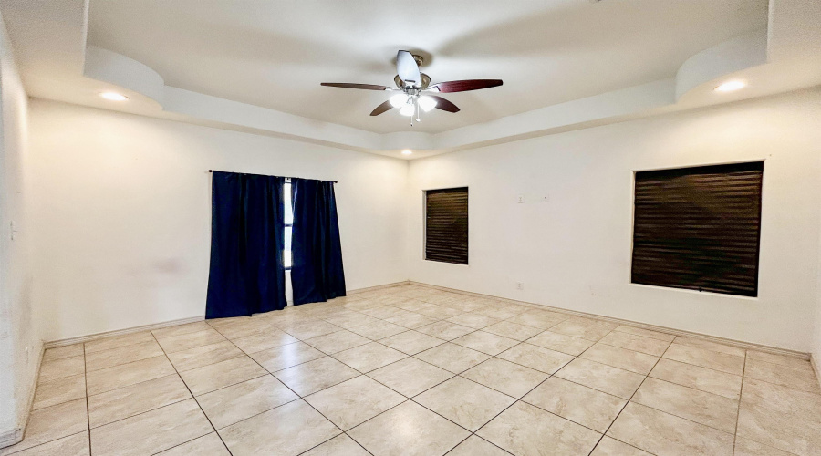 833 George Read Dr, laredo, Texas 78046, 4 Bedrooms Bedrooms, 10 Rooms Rooms,3 BathroomsBathrooms,Residential,For Sale,833 George Read Dr,20253352