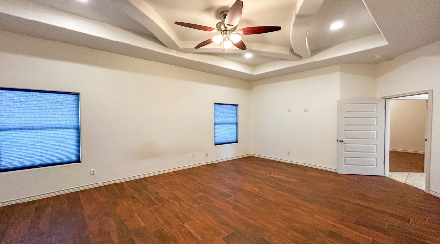 833 George Read Dr, laredo, Texas 78046, 4 Bedrooms Bedrooms, 10 Rooms Rooms,3 BathroomsBathrooms,Residential,For Sale,833 George Read Dr,20253352