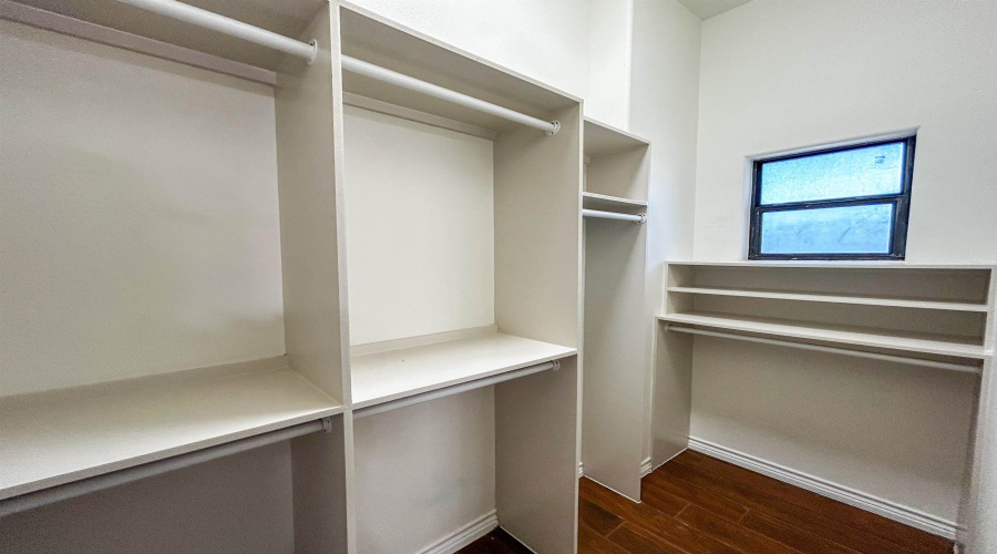 833 George Read Dr, laredo, Texas 78046, 4 Bedrooms Bedrooms, 10 Rooms Rooms,3 BathroomsBathrooms,Residential,For Sale,833 George Read Dr,20253352