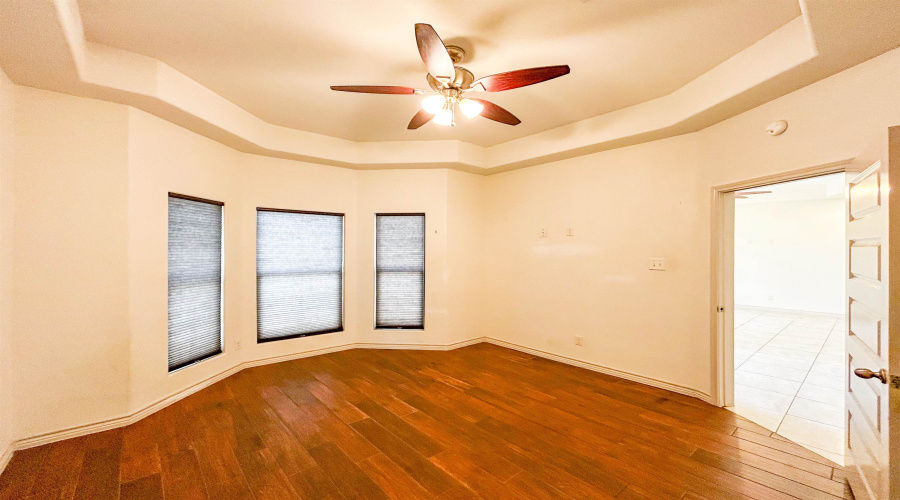 833 George Read Dr, laredo, Texas 78046, 4 Bedrooms Bedrooms, 10 Rooms Rooms,3 BathroomsBathrooms,Residential,For Sale,833 George Read Dr,20253352