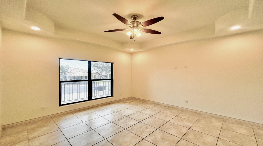 833 George Read Dr, laredo, Texas 78046, 4 Bedrooms Bedrooms, 10 Rooms Rooms,3 BathroomsBathrooms,Residential,For Sale,833 George Read Dr,20253352