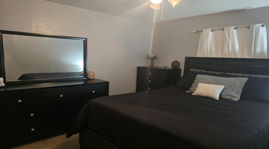 1924 Mexico Ave, Laredo, Texas 78046-606, 4 Bedrooms Bedrooms, 5 Rooms Rooms,2 BathroomsBathrooms,Residential,For Sale,1924 Mexico Ave,20253358