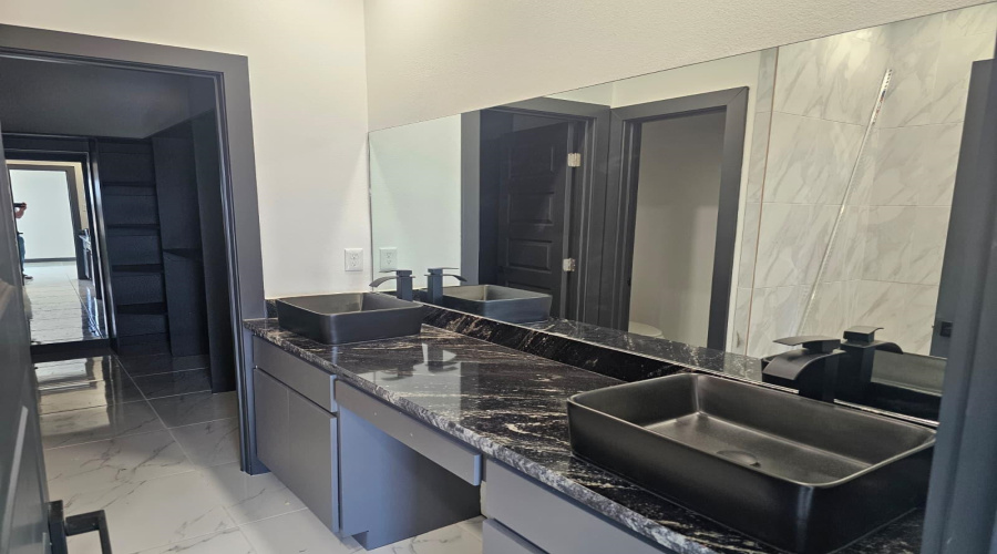512 Concepcion, Laredo, Texas 78045-8029, 3 Bedrooms Bedrooms, 6 Rooms Rooms,2 BathroomsBathrooms,Residential,For Sale,512 Concepcion,20253365
