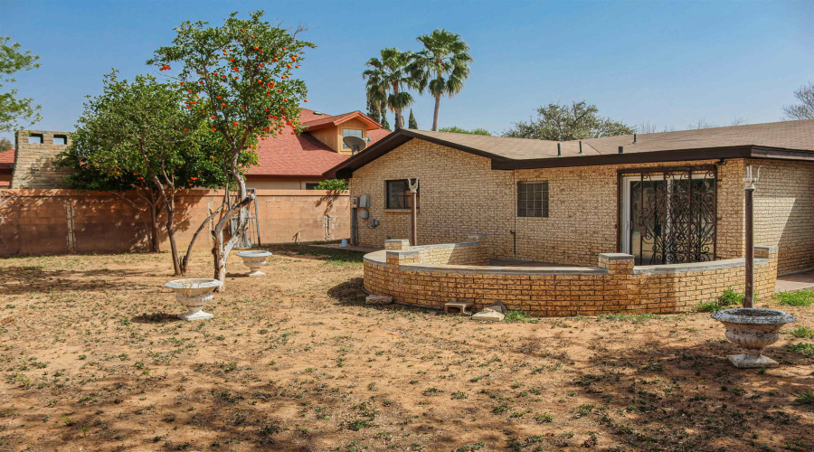 102 Arizona Lp, LAREDO, Texas 78041, 3 Bedrooms Bedrooms, 8 Rooms Rooms,2 BathroomsBathrooms,Residential,For Rent,102 Arizona Lp,20253366