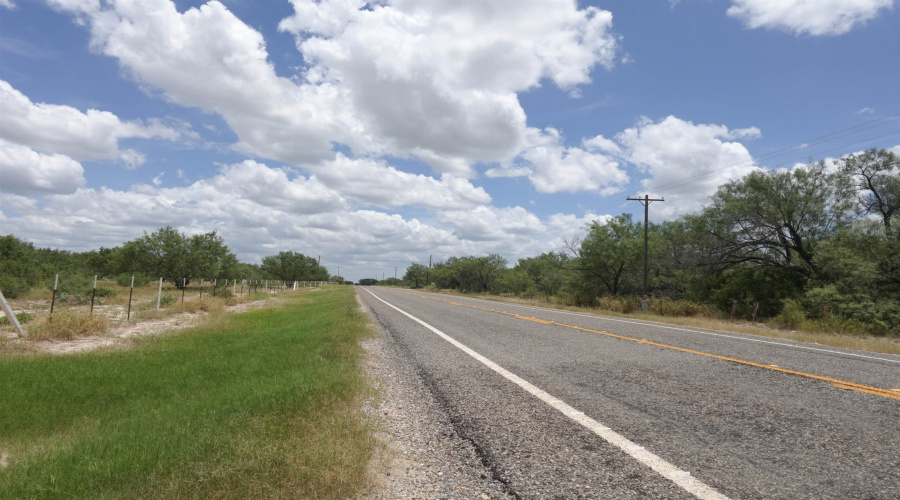 2247 FM 1025, Crystal City, Texas 78839, ,Land,For Sale,2247 FM 1025,20253377
